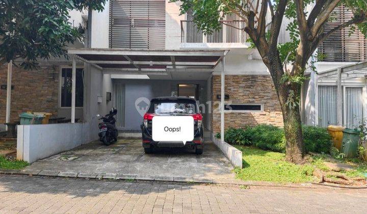 Disewakan Rumah Mewah Nyaman di Serenia Hills Regent, Jakarta Selatan  1