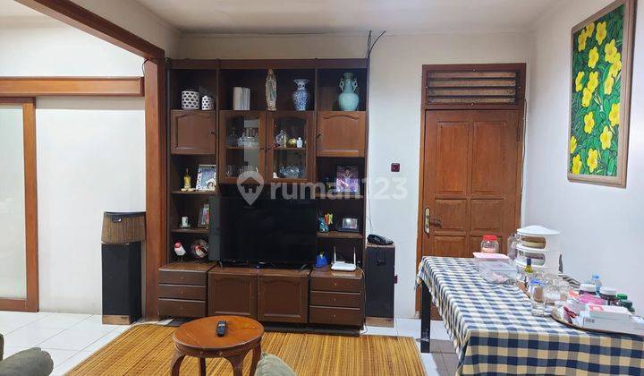 Dijual Rumah Asri Nyaman di Villa Mutiara Safir Sawah Baru Ciputat, Dekat Stasiun Kereta Jurang Mangu Bintaro, Tangerang Selatan 2