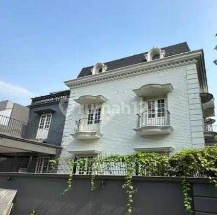 Rumah Baru Lux, Siap Huni Dekat Gandaria City 