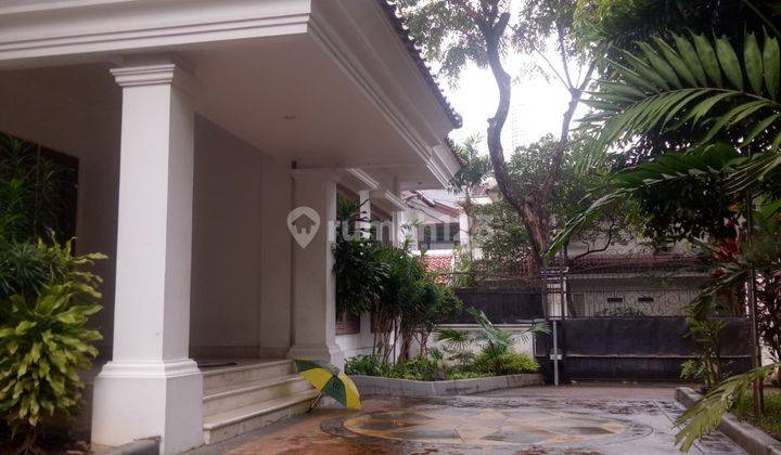 Rumah Cantik, Mewah, Strategis Di Kawasan Mega Kuningan  1