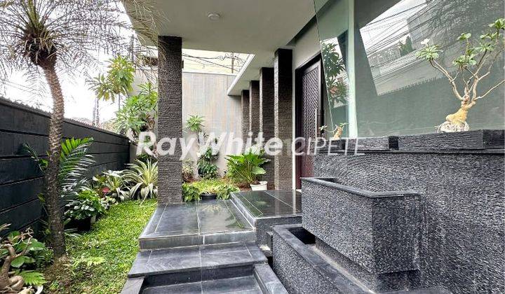 Rumah Minimalis Modern, Strategis Di Kawasan Kemang  2