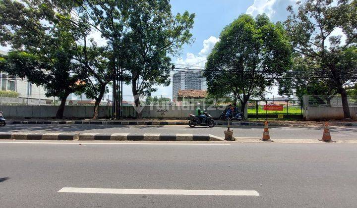 Tanah Strategis, Bisa 11 Lantai, Lokasi Dekat TB Simatupang 1