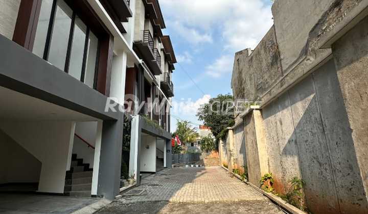 RUMAH BRAND NEW TOWNHOUSE KEMANG - CIPETE JAKARTA SELATAN 2