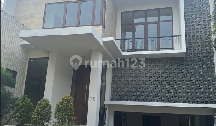 Beautiful House Ready to Occupy in the Kemang Area