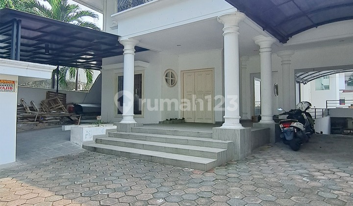 For Sale:menteng Classic, 2 Lantai, Elite Dekat Thamrin, Tidak Tusuk Sate 1