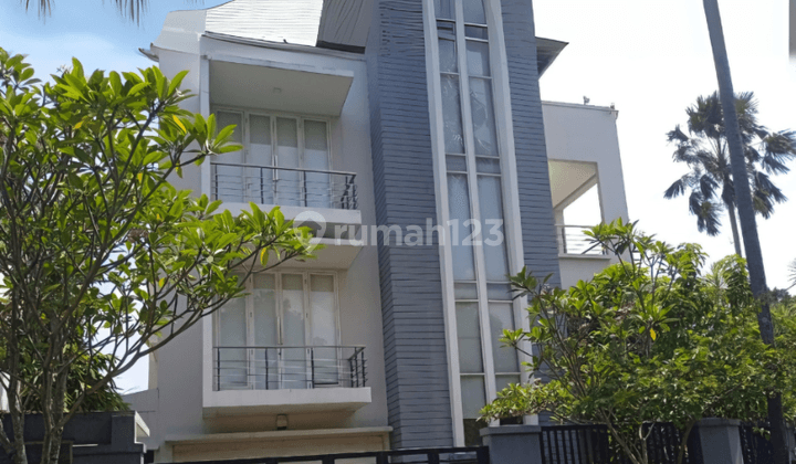 Rumah Mewah Modern Di Dalam Kawasan Sentul  1