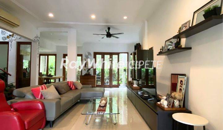 Rumah Modern Estetik Di Pondok Indah  2