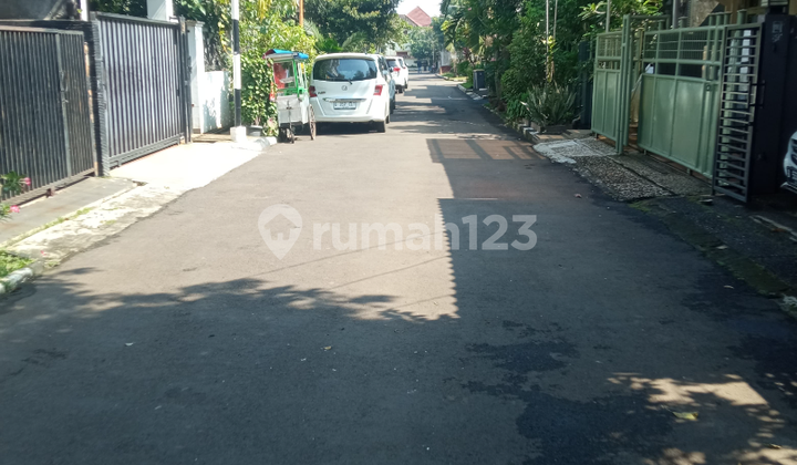 Rumah Siap Huni di Kawasan Pejaten