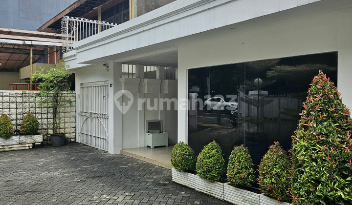 Rumah Cantik Siap Huni Dekat Kawasan SCBD 2