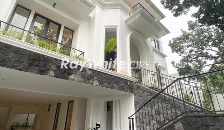 Rumah Cantik, Modern, Siap Huni Di Kebayoran Baru  2