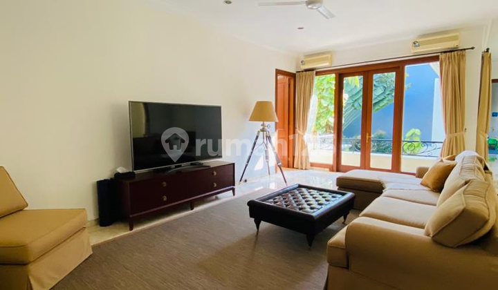 Rumah Nyaman Siap Huni di Pondok Indah 2