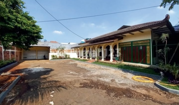 Rumah Tua Hitung Tanah, Strategis Dekat Stasiun MRT Cipete Raya