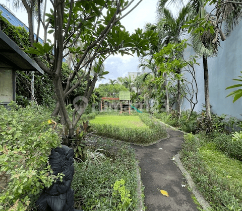 Rumah Modern Siap Huni Di Kawasan Kemang  2