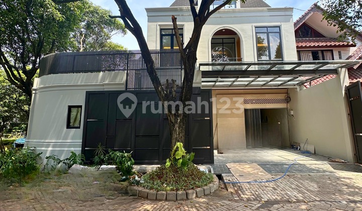 For Sale Rumah Hook Pondok Indah. Dalam Komplek. Newly Renovated. Depan Taman 2