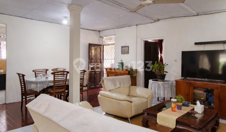 Boarding House, Strategic Location, One Step to Tb Simatupang 2