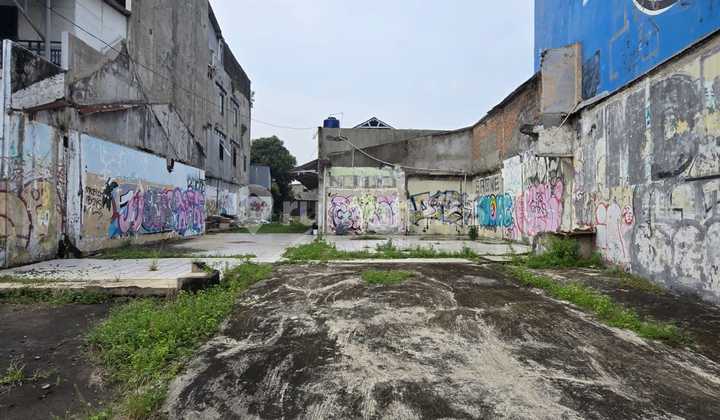 Rumah Untuk Komersil, Strategis Pinggir Jalan Raya Dekat St MRT 2