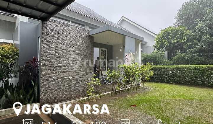 Beautiful House in Grand Matoa Housing - Jagakarsa