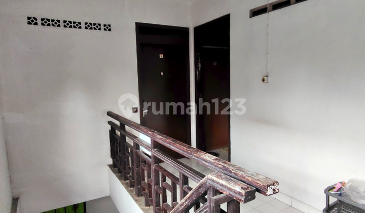 For Sale Boarding House Near MRT Line 2