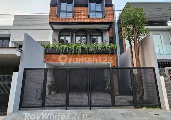 Rumah Baru Modern Furnished di Pondok Indah 1