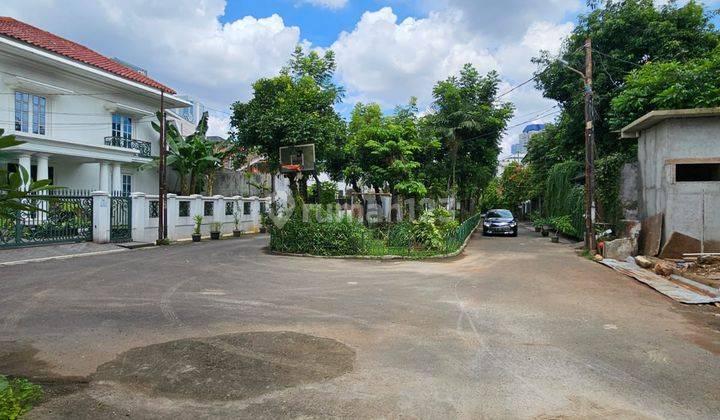 Rumah Terawat Hitung Tanah Saja di Tulodong Scbd 1