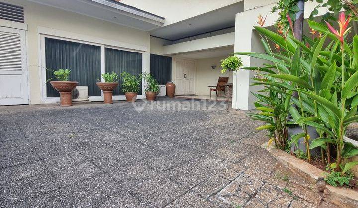 Rumah Bagus 1 Lantai Asri Di Kemang Jakarta Selatan 2