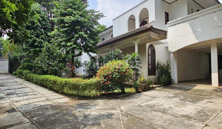 Rumah Asri Dan Luas Di Kemang Jakarta Selatan 1