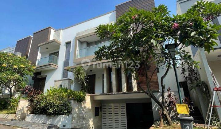 Rumah Bagus Dalam Townhouse Di Pejaten Kemang 1