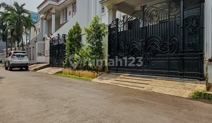 Rumah Bagus European Classic di Permata Hijau Dalam Kompleks 2