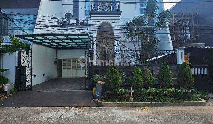 Rumah Bagus Dalam Kompleks Di Pluit Permai 2