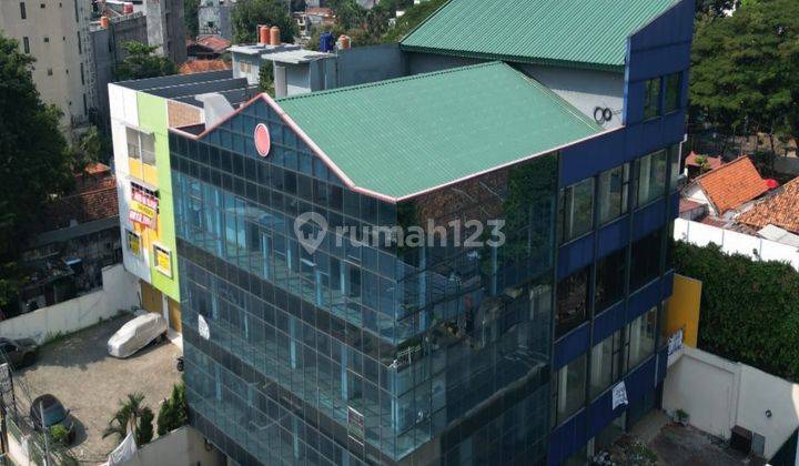 Gedung Siap Pakai 5 Lantai di Menteng Jakarta Pusat 1