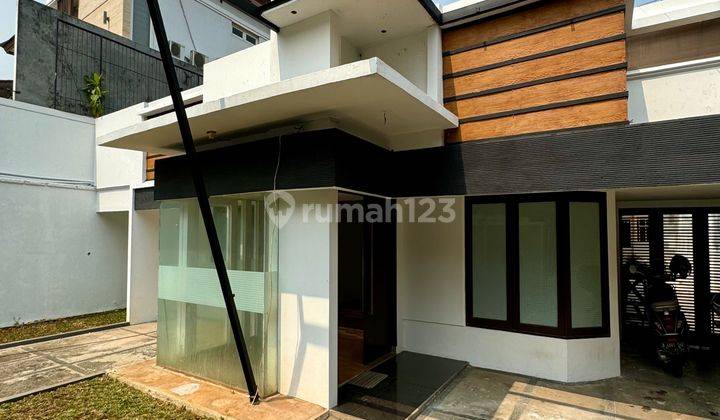 Rumah Terawat Hitung Tanah Saja Lokasi Prime Kebayoran Baru 2