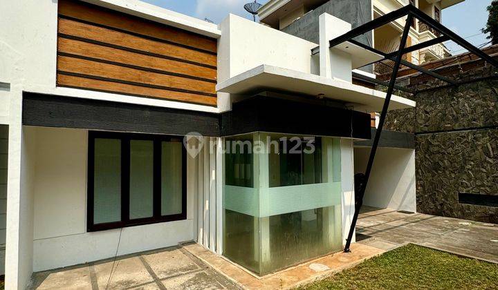 Rumah Terawat Hitung Tanah Saja Lokasi Prime Kebayoran Baru 1