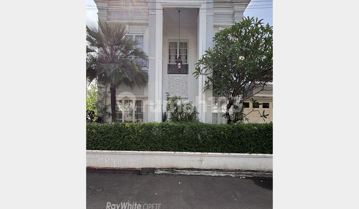 Rumah Bagus Siap Huni Dalam Kompleks Di Kemang