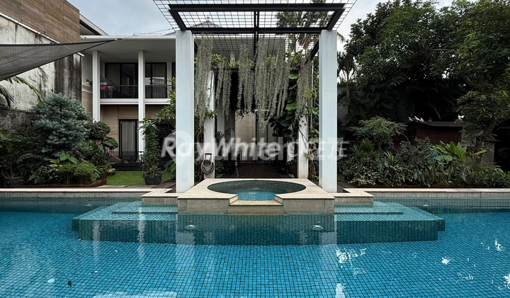 Tropical Luxury House in Cipete