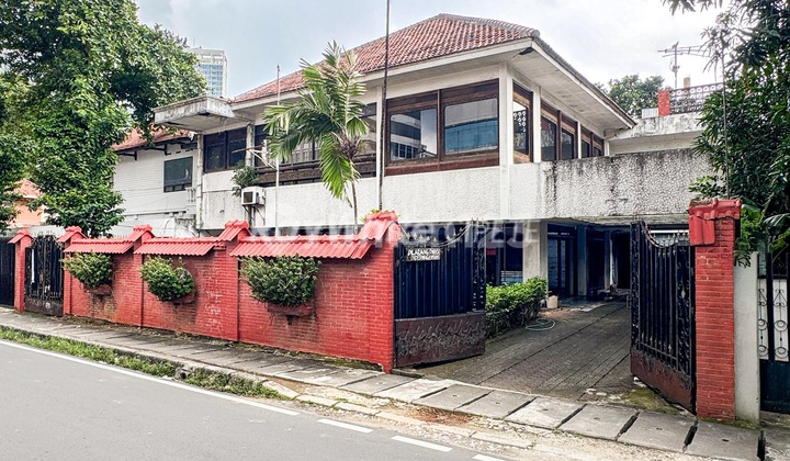 Rumah Hitung Tanah di Menteng Jakarta Pusat