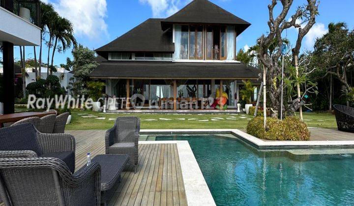 Rumah Villa Mewah Seaview di Pecatu Bali 1