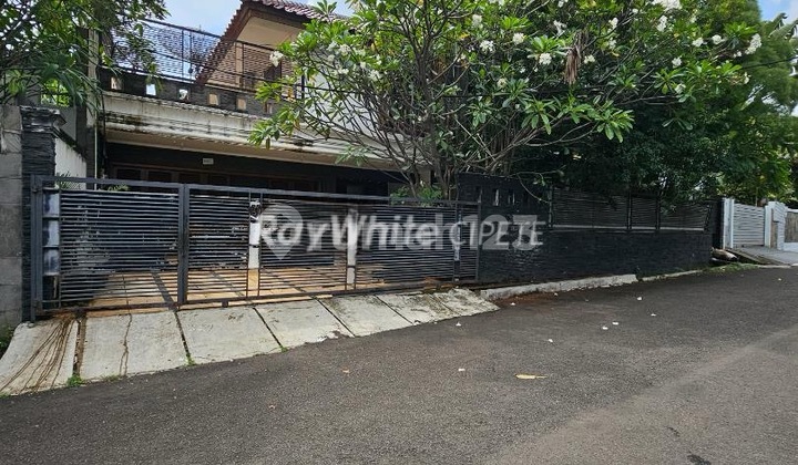 Rumah Siap Huni Dalam Kompleks Di Kebayoran Baru Area Senayan