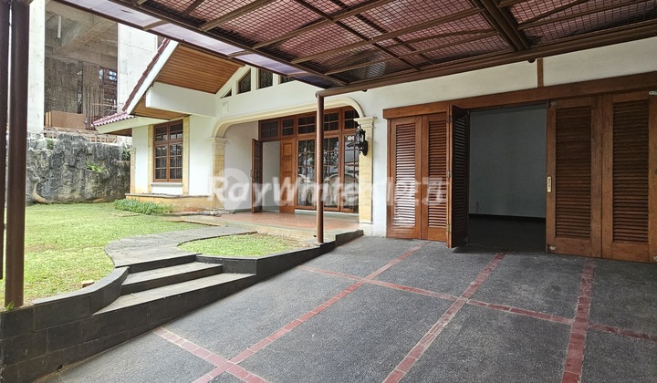 Rumah Hitung Tanah Saja Dibawah NJOP di Mega Kuningan Rumah Hitung Tanah Saja Dibawah NJOP di Mega Kuningan