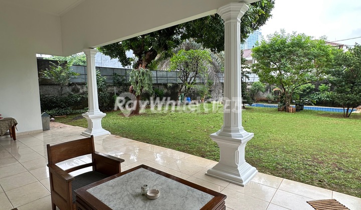 Charming and Ready-to-Occupy House in Cipete, Kebayoran Baru 2