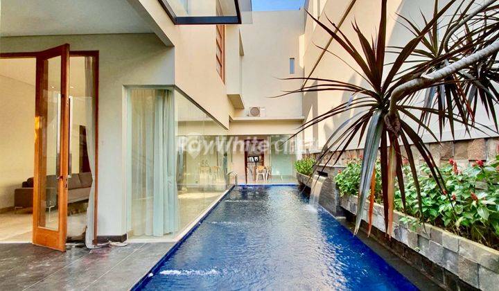 Rumah Bagus Siap Huni Tropical Di Kemang Jakarta Selatan 1