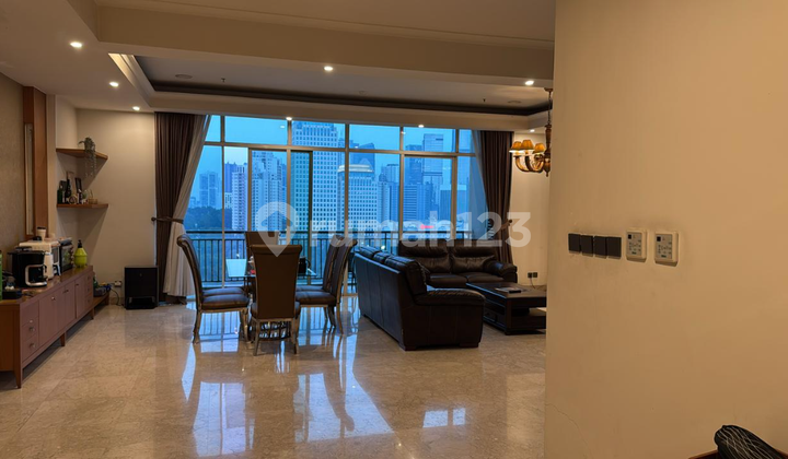 Senayan Residence Apartment 3BR Patal Senayan Kebayoran Jakarta 2