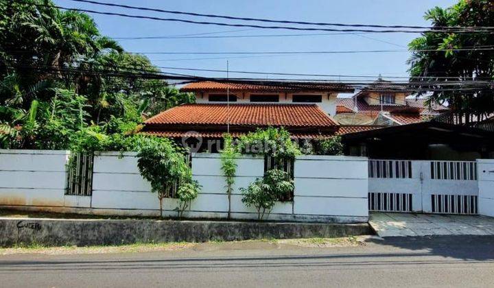 Rumah Lama Terawat  Di Cipete Selatan Jakarta Selatan 2