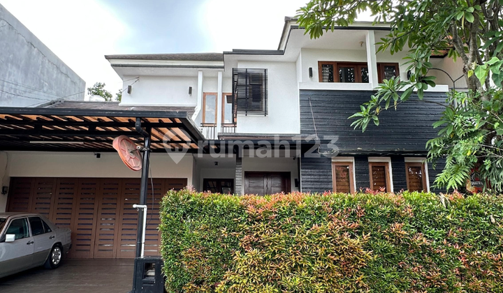 Rumah 2 Lantai dalam Komplek Eksklusif di Bintaro Sektor 8 Rumah 2 Lantai dalam Komplek Eksklusif di Bintaro Sektor 8