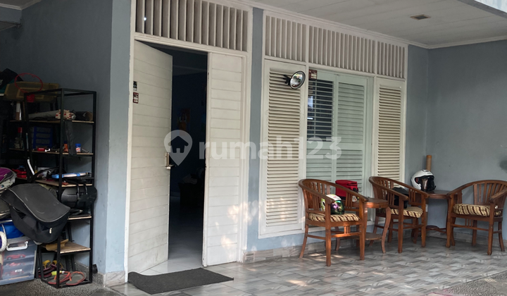 2-Story House in Lebak Bulus Complex, South Jakarta