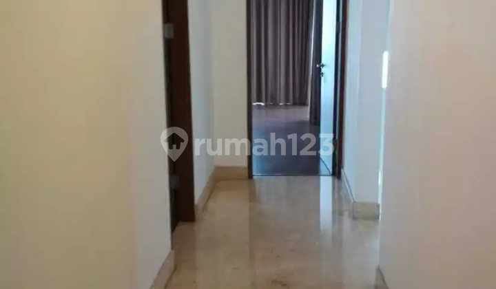 Rumah Cantik Dengan Pool Dalam Townhouse Ampera Kemang Jakarta  2