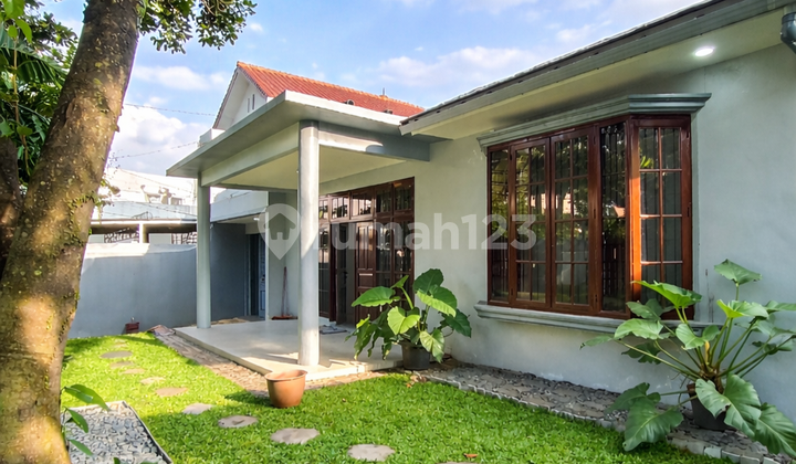 Rumah Disewakan bisa Buat Kantor di Cipete Jakarta Selatan