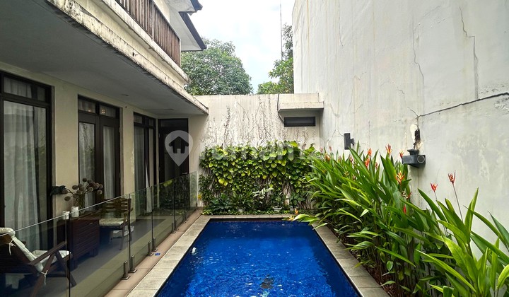 Rumah Dijual Dalam Hunian exclusive Serenia Hills Lebak Bulus Rumah Dijual Dalam Hunian exclusive Serenia Hills Lebak Bulus