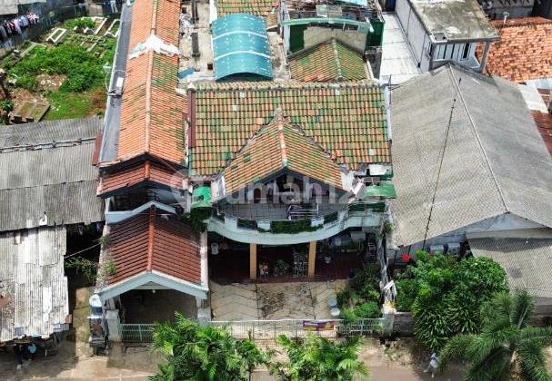 Rumah Eks Klinik di Cipinang Besar Jatinegara Dijual