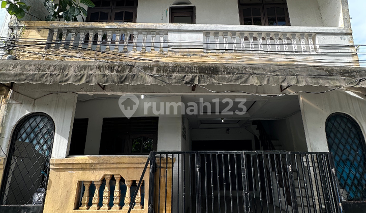 Rumah Hitung Tanah Dalam Komplek Cilandak Dekat MRT Fatmawati
