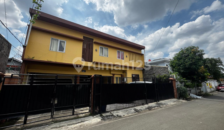 Kost House for Sale in Duren Tiga Pancoran, Strategic Location 2